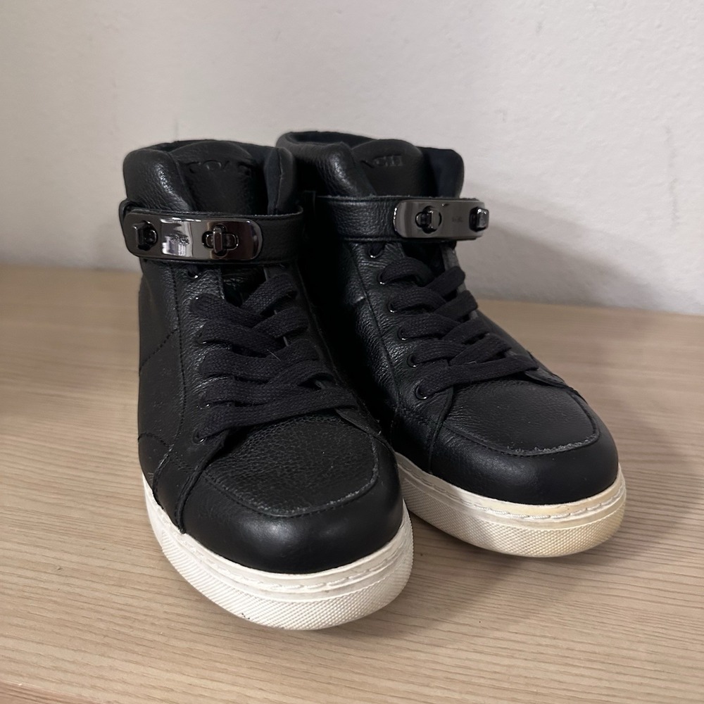 Coach Robby High Top Sneakers, Black Pebble Leather Size 9.5 B